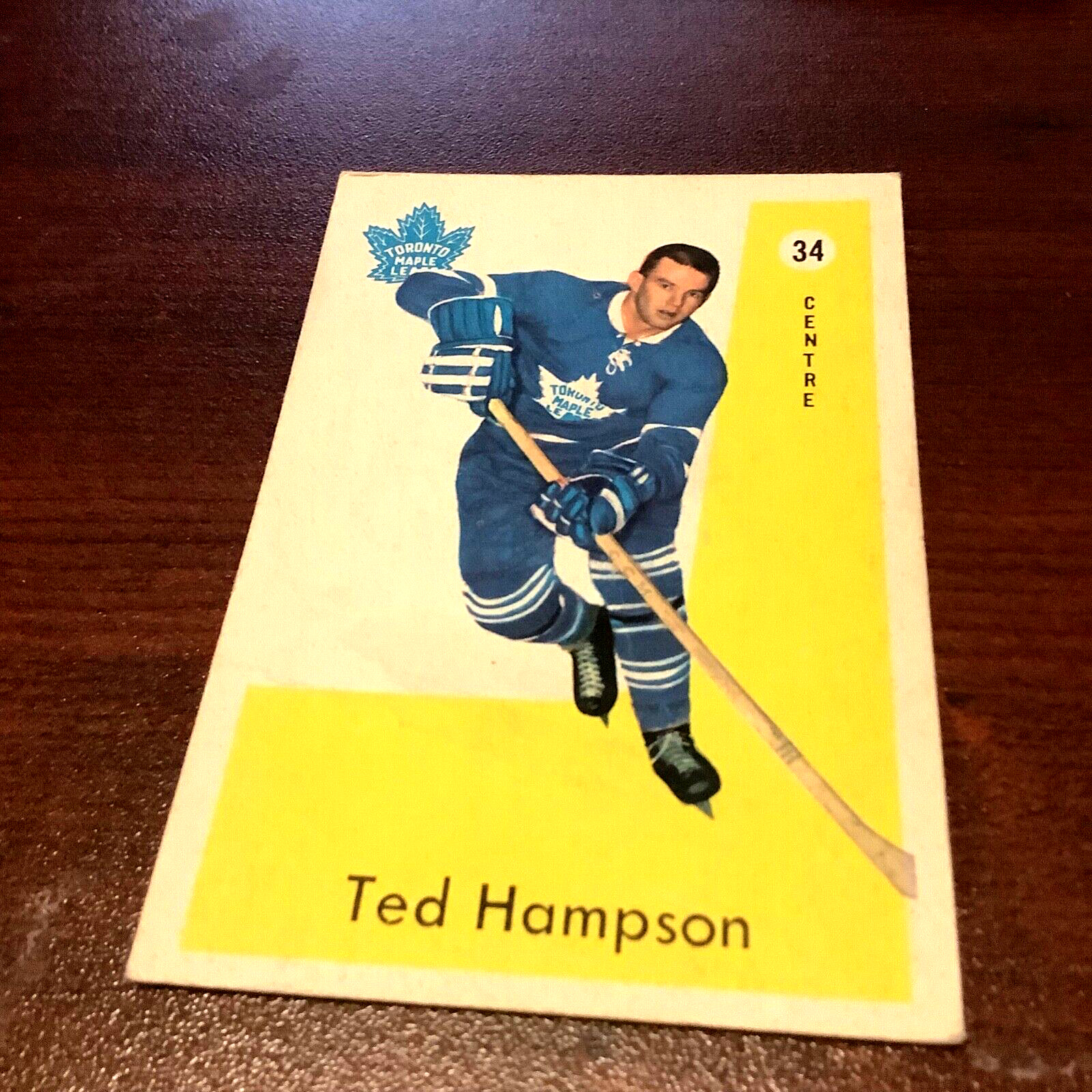 1959 - 60 Parkhurst #34 Ted Hampson Toronto Maple Leafs