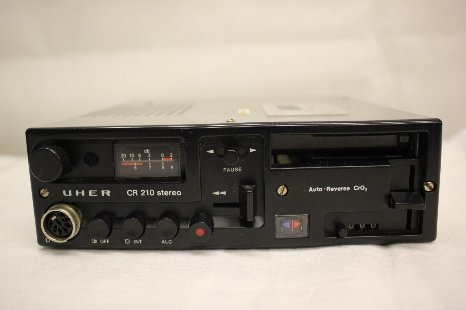 UHER CR 210 STEREO CASSETTE RECORDER WITH LEATHER CASE SPARE & REPAIR