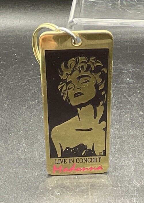 MADONNA WHO\'S THAT GIRL TOUR 1987 VIP BACKSTAGE PASS KEYCHAIN VINTAGE