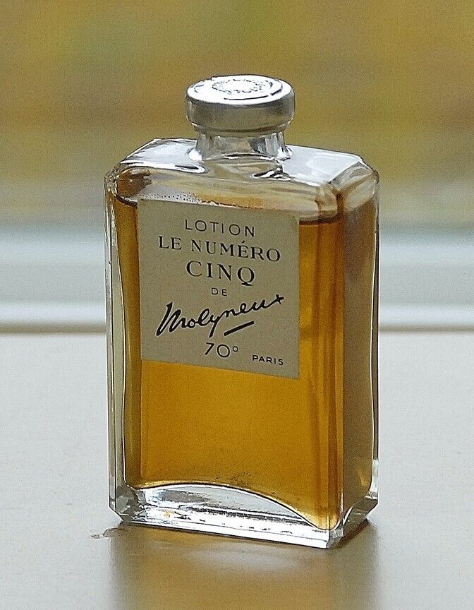 Vintage *LE NUMERO CINQ by MOLYNEUX* splash LOTION 10-15 ml?  OLD FORMULA SEALED