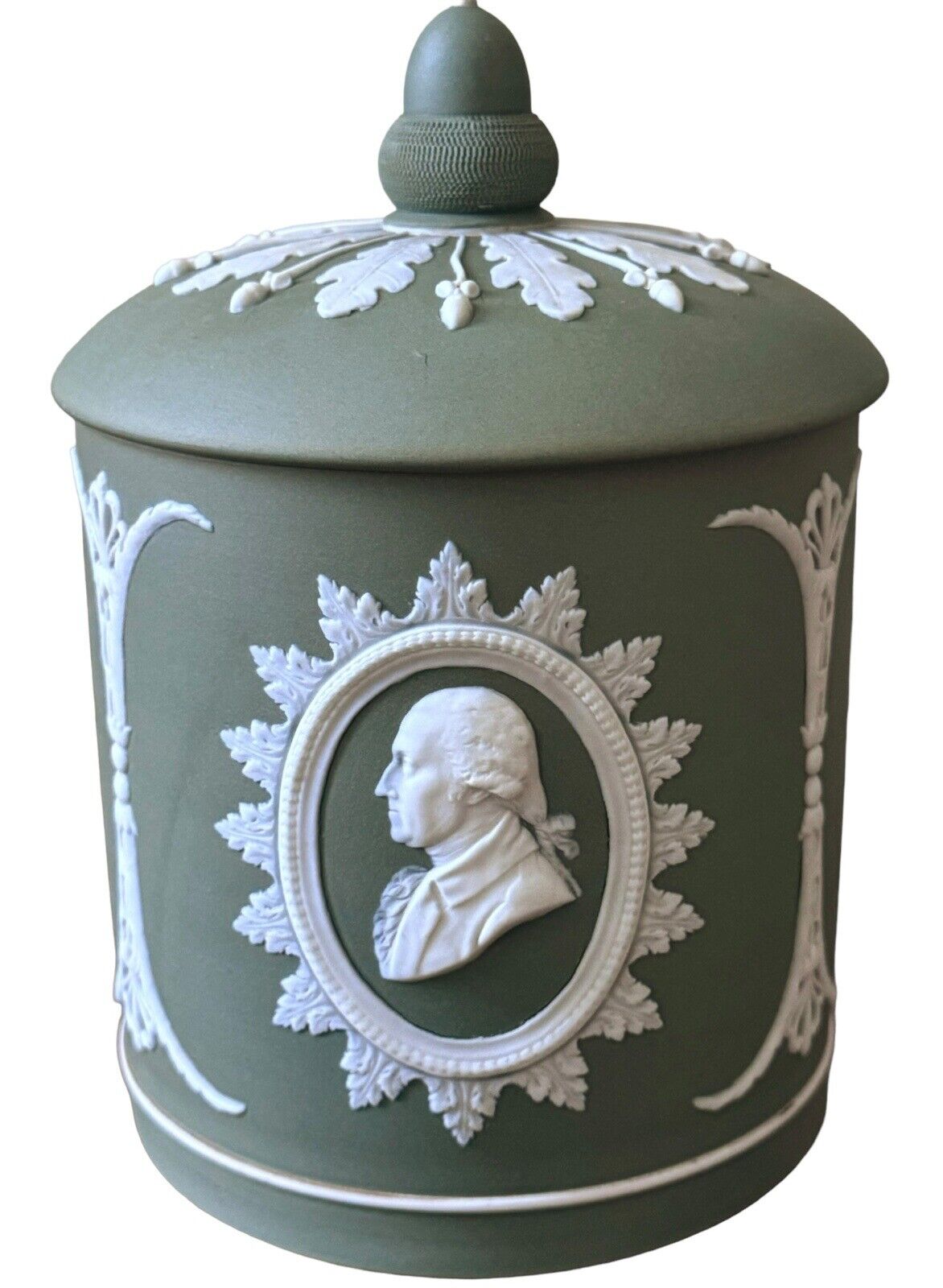 Antique Wedgwood Green Jasperware Tobacco Jar Humidor Founding Fathers 8”H