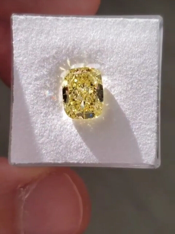 10Ct CERTIFIED Natural Yellow Diamond Radiant Cut D VVS1 +1 Free Gift
