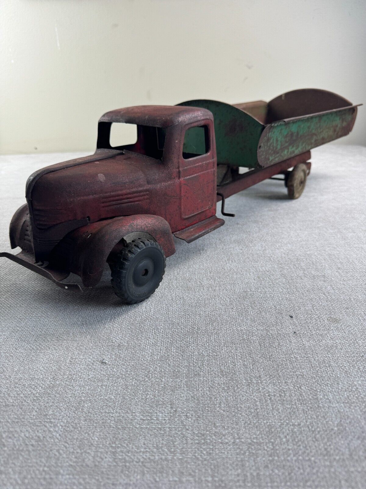 Vintage Turner Toys Pressed Steel Truck with Dump Bed 1930\'s Original Paint