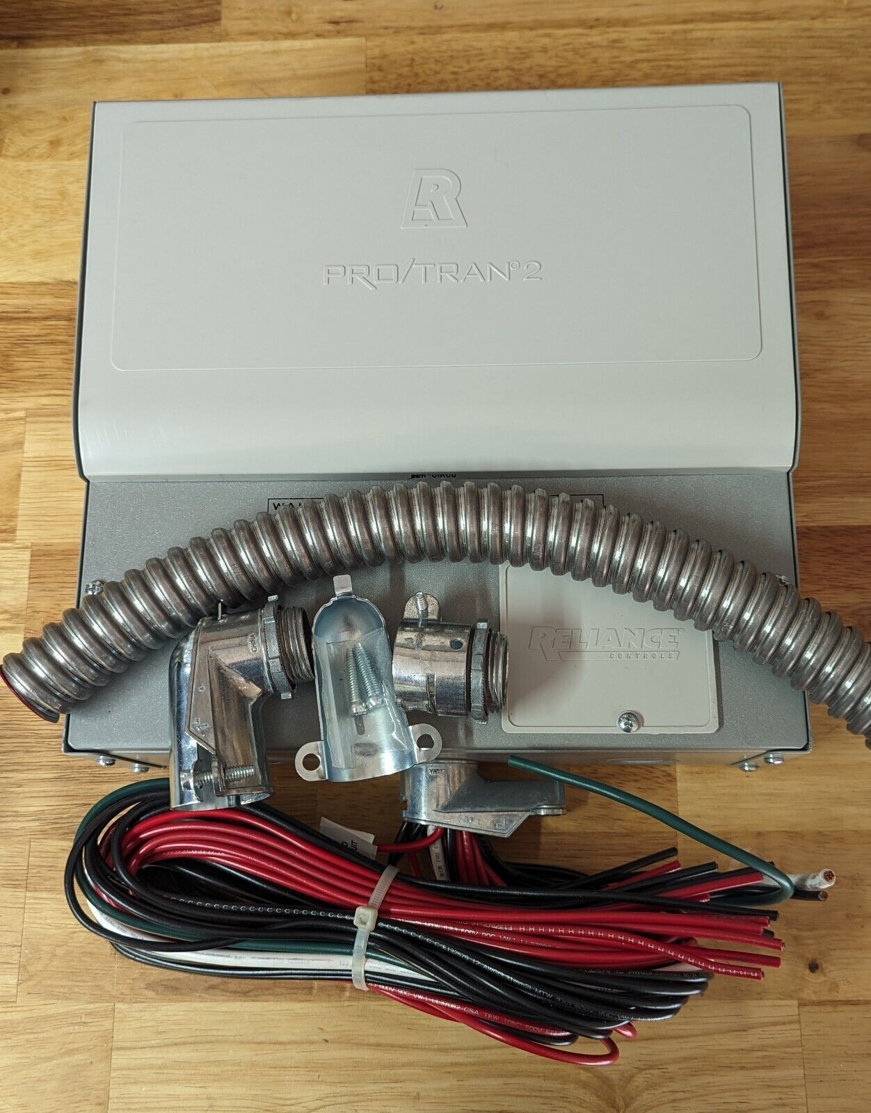 Reliance 310C Pro 7500W 30A 10-Circuit Outdoor Transfer Switch