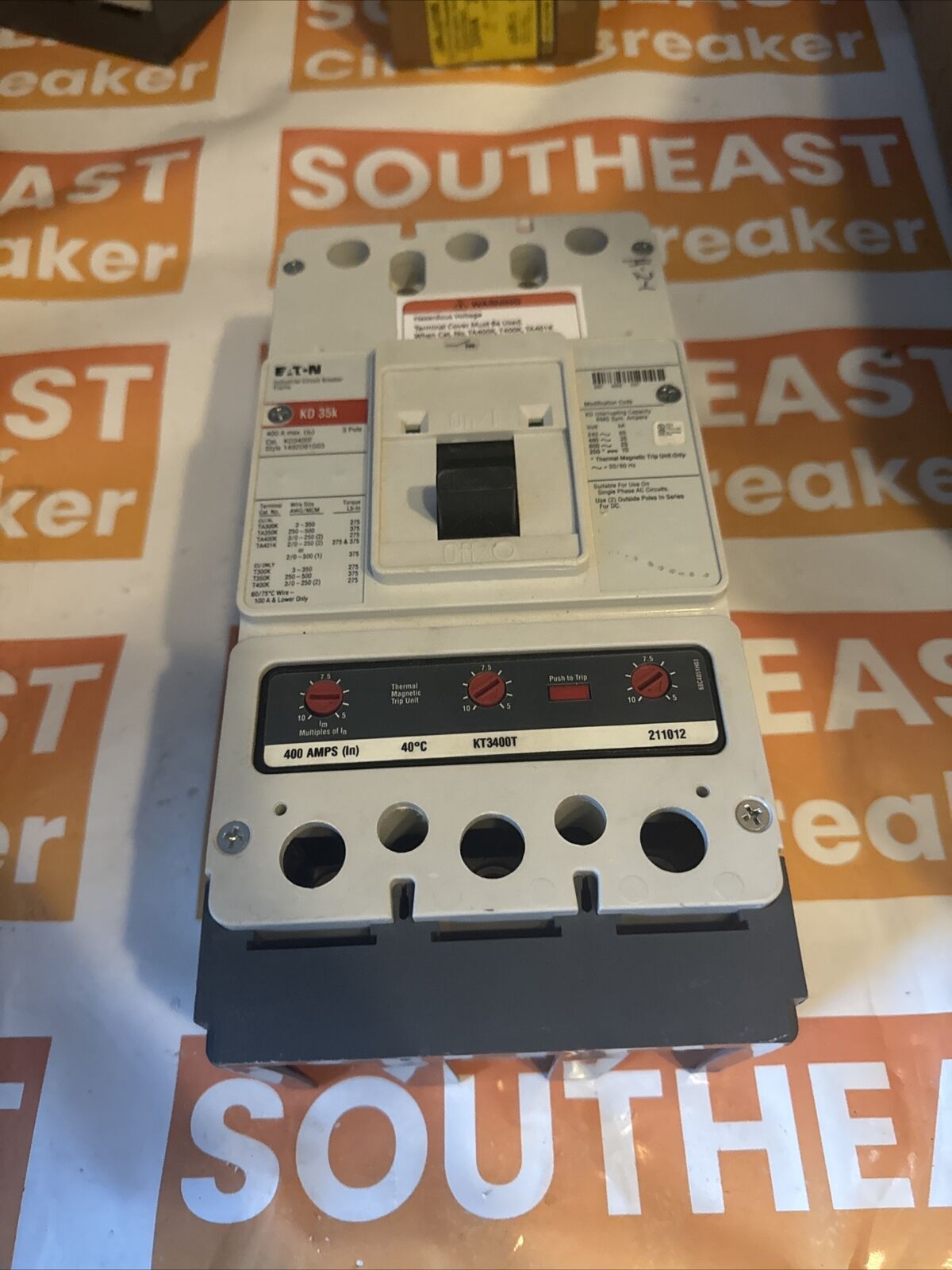 USED CUTLER-HAMMER 3 POLE 400AMP CIRCUIT BREAKER KD3400F Ship Next Day