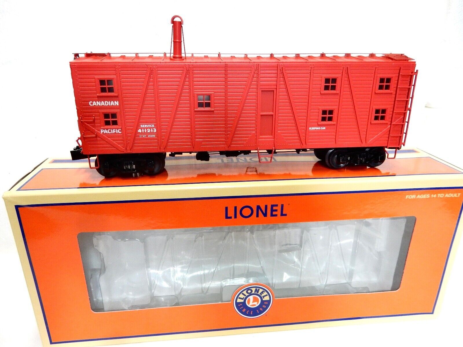 Lionel #2126621 Canadian Pacific Sleeping-Bunk Car w LED Lighting -O Scale -New