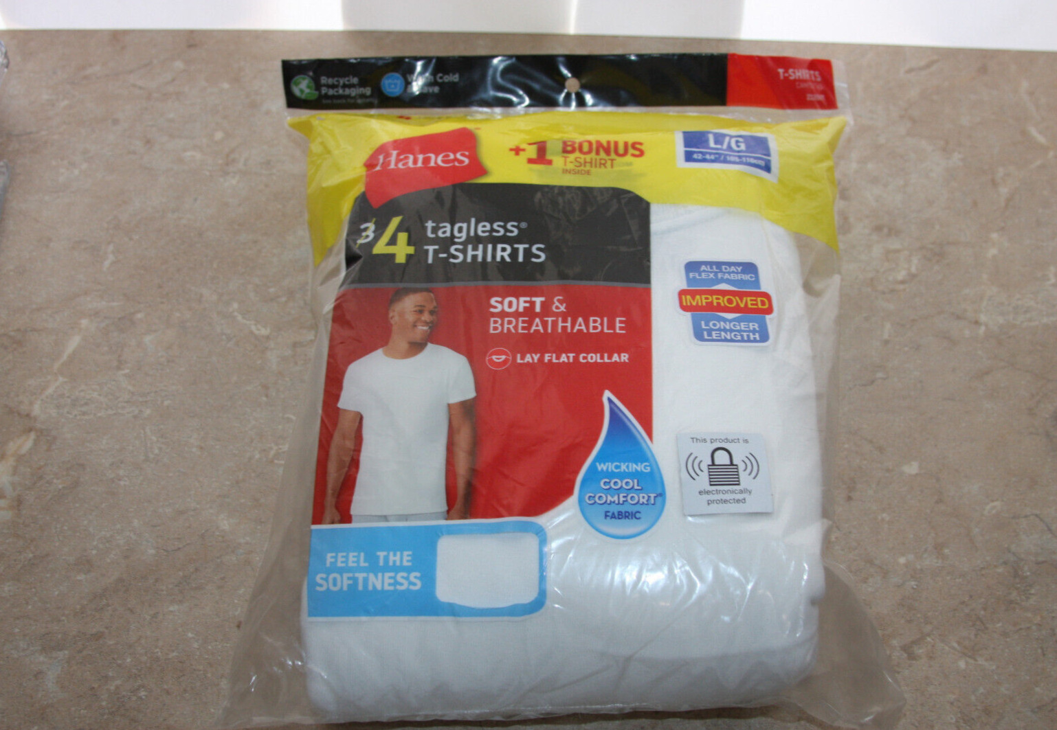 New Hanes Tagless T-Shirts Package Of 4 Size LG