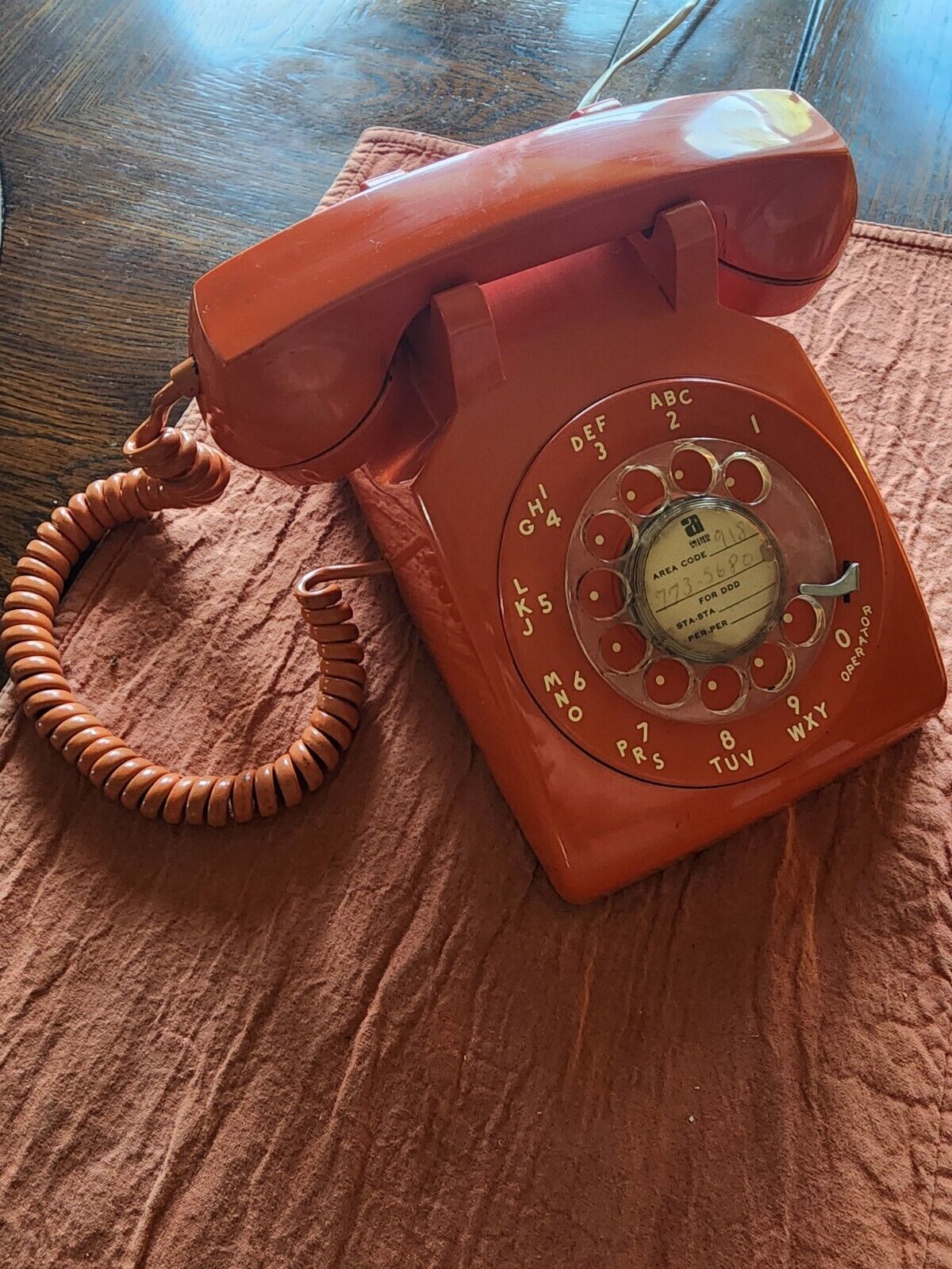 Rare Vintage ITT Co. USA 1970's Orange MCM Mid Century Rotary Dial Desk Phone