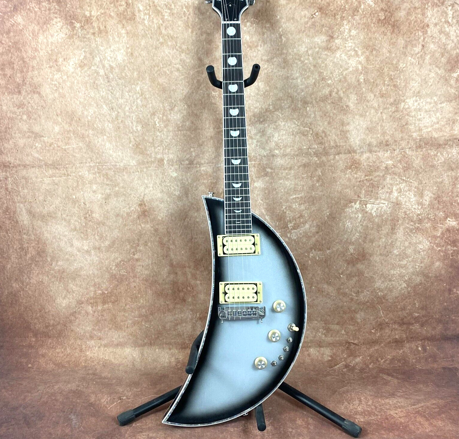 Eastwood Guitars Moonsault  Metallic Blackburst  Vintage Kawai electric guitar
