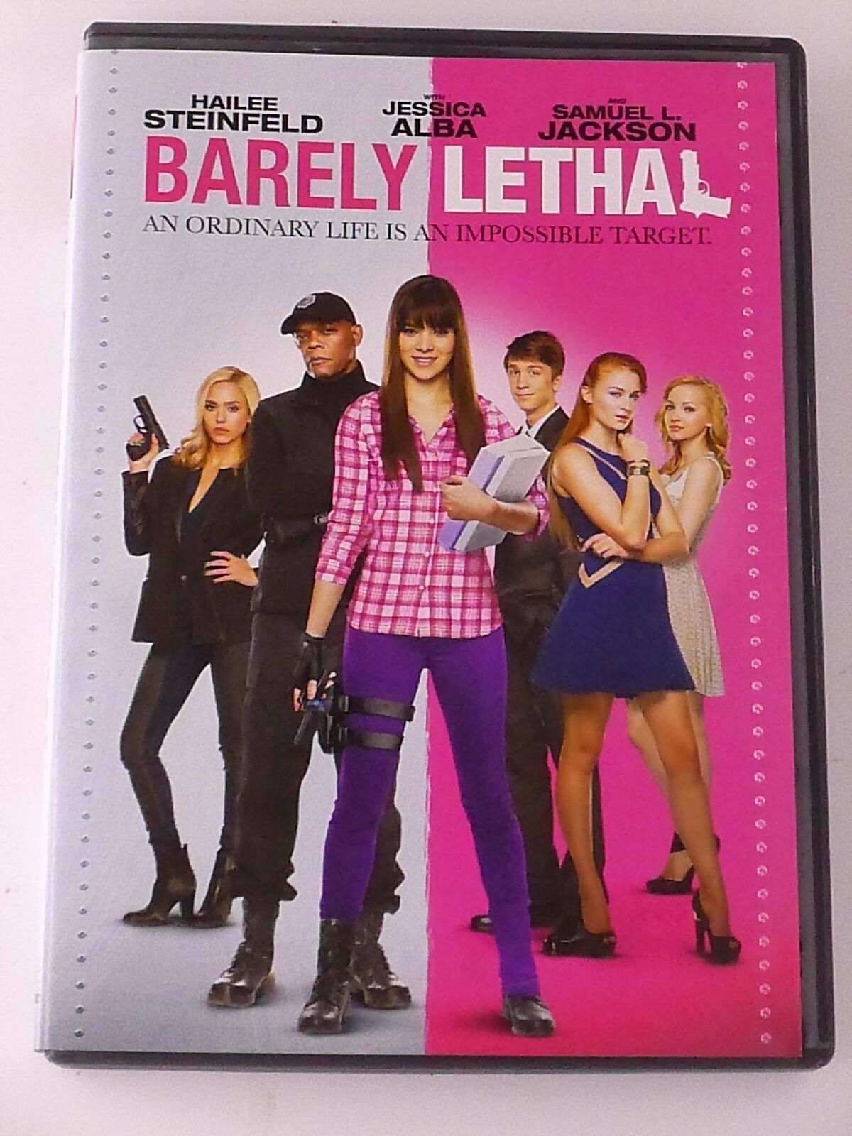 Barely Lethal (DVD, 2015) - J1022