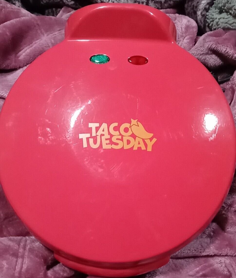 Nostalgia Taco Tuesday Baked Tortilla Bowl Maker Uses 8\