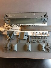 Accurail Illinois Central 3 Bay Covered Hopper IC 799465 HO Scale New Kit picture