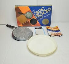 Vtg 1975 Crepe Magician Pan The Perfect Crepe Maker Freezer Storage Recipe Book picture