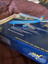 Vietnam Airlines Airbus A321 VN-A608 Gemini Jets GJHVN1597 Scale 1:400 picture