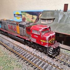 Athearn Genesis ex BNSF Sd75m LTEX weathered locomotive train engine HO scale picture