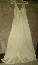Vintage Olga 80s Floor Nightgown Woman Size 34 Soft Yellow Sleeveless Nylon  picture