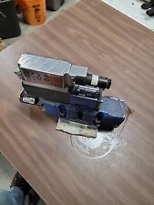 BOSCH 0811404258 + 0811404601 Directional Servo Valve, Used,  picture