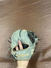 Wilson A2000 Baseball Glove picture