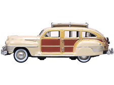 Oxford Diecast 87CB42003 1942 Chrysler Town & Country Woody Wagon 1/87 (HO) picture