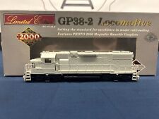 Life-Like Proto 2000 Undecorated GP38-2 Diesel Engine 30772 DC picture