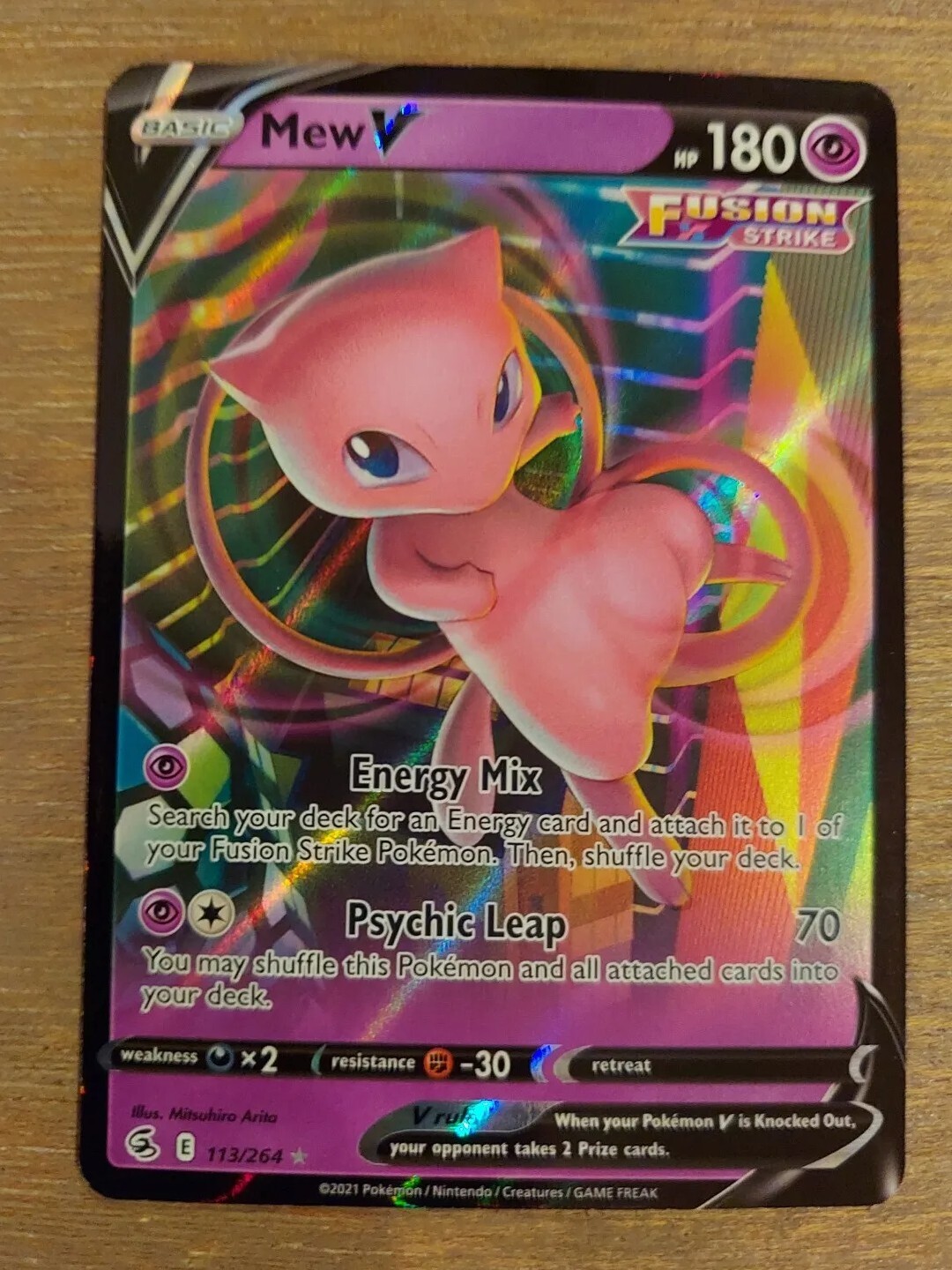 Mew V 113/264 Fusion Strike NM Full Art Ultra Rare Pokemon Card