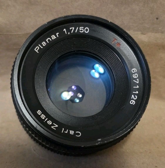 Carl Zeiss Planar T 50mm f/1.7 C/Y Mount Camera Lens for Contax Yashica #6971126 Carl Zeiss Planar T 50mm f/1.7 C/Y Mount Camera Lens for Contax Yashica #6971126