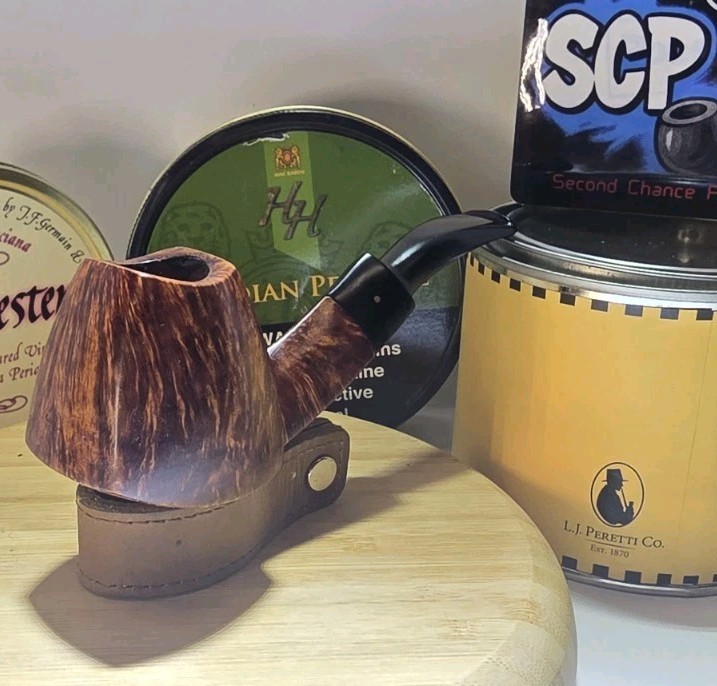 Mint Sven Lars Sculpture Micheal Kabik Grade F ,(Collectors Dream) Estate Pipe 