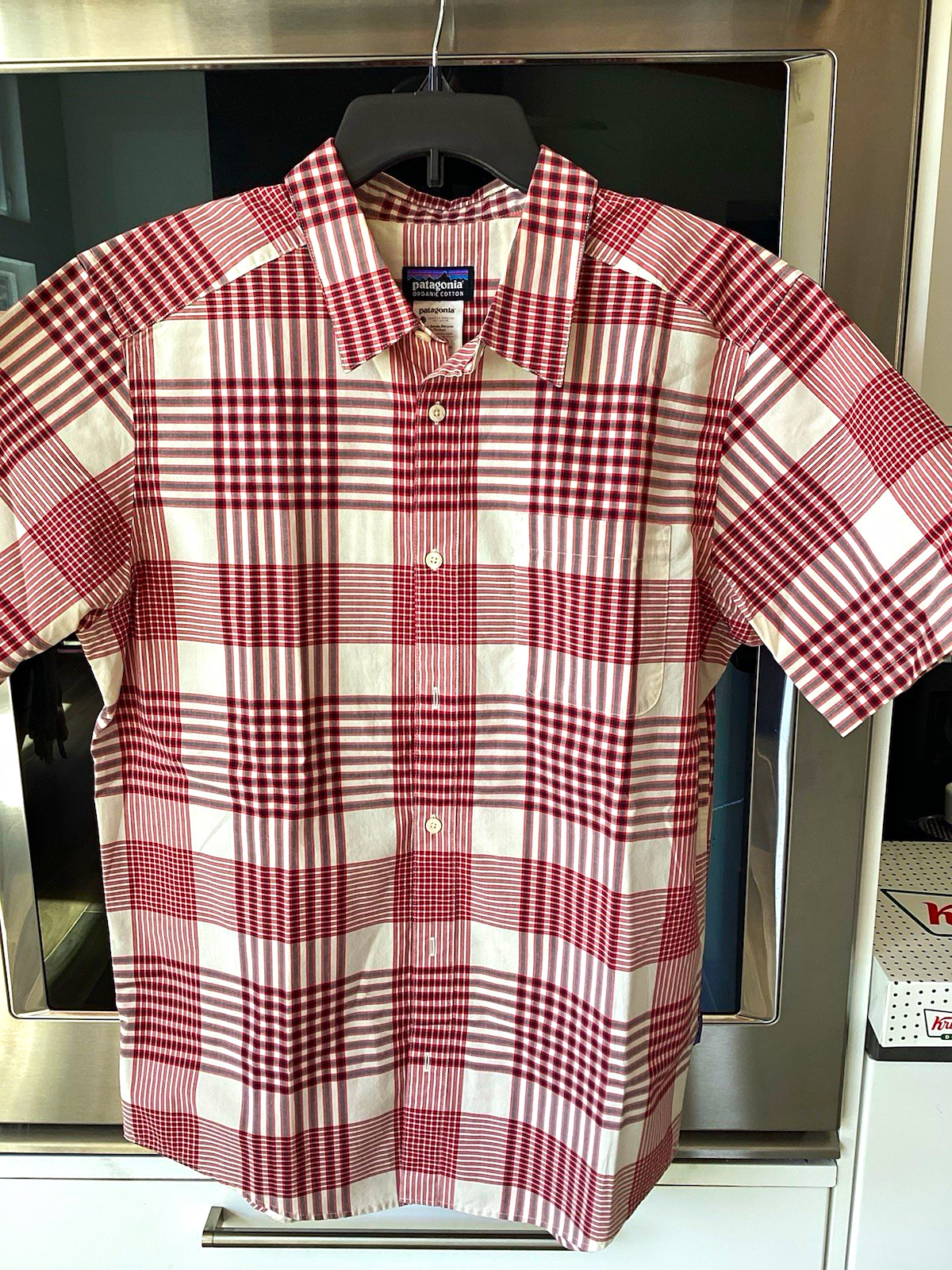 Patagonia Men\'s L Red/White Plaid Short Sleeve Organic Cotton Button-Up Pockets