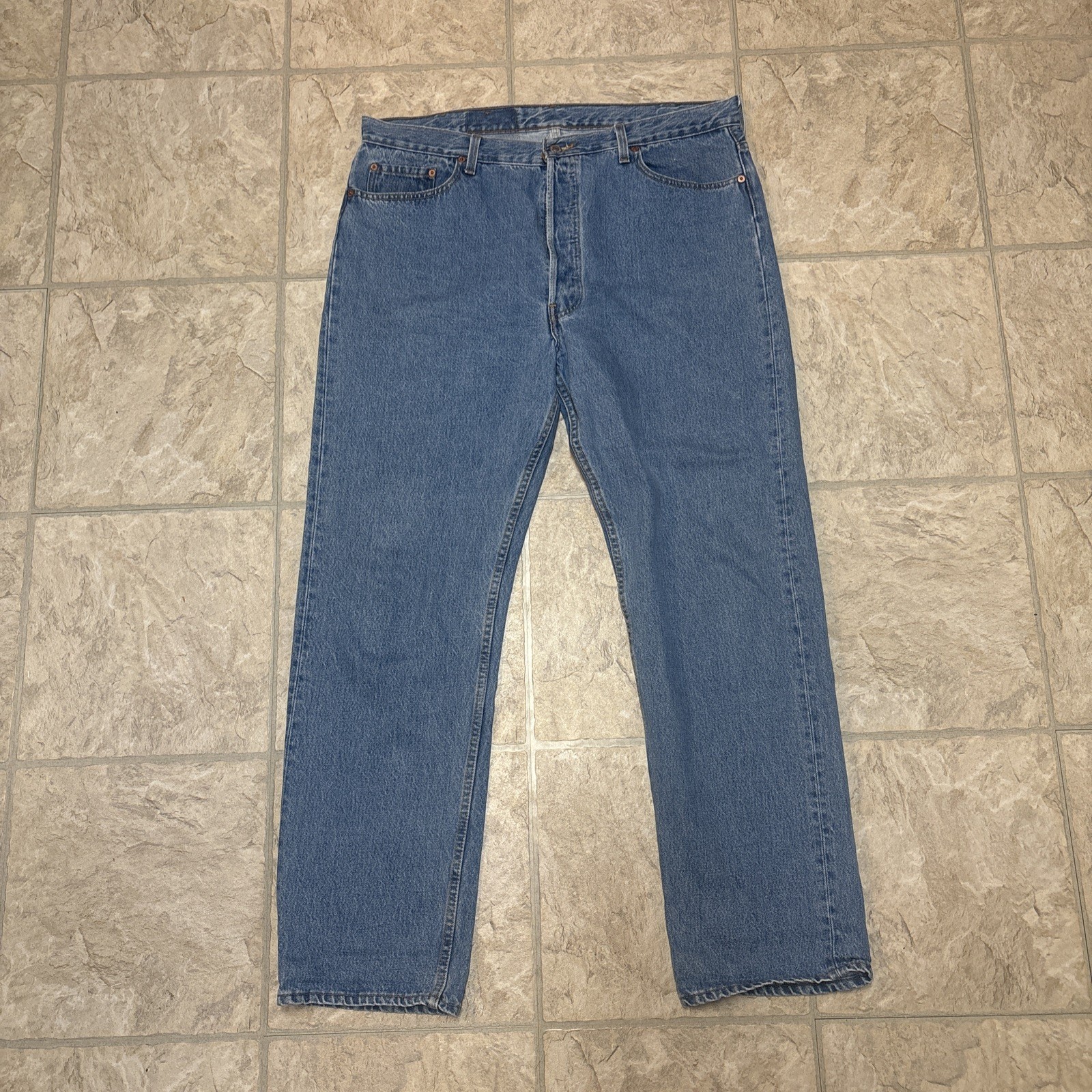 Vintage Levi’s 501 USA Men’s 40x32 Blue Denim Button Fly Jeans
