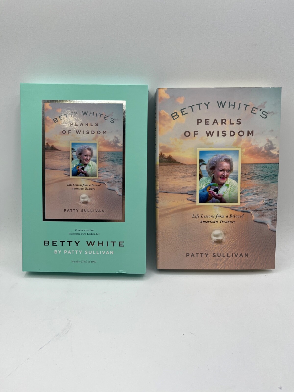 Betty White\'s Pearls of Wisdom - Patty Sullivan with Signed Bookplate (Deluxe)