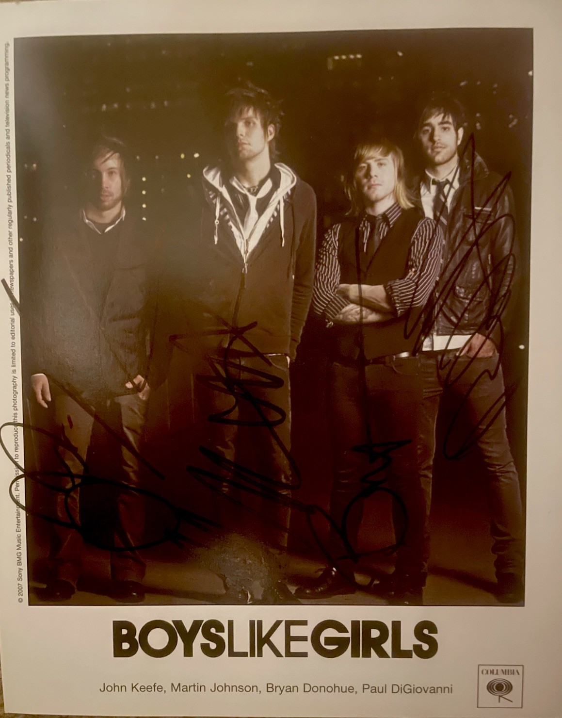 Boys Like Girls 8x10 Photo Signed By 4 Band Members.