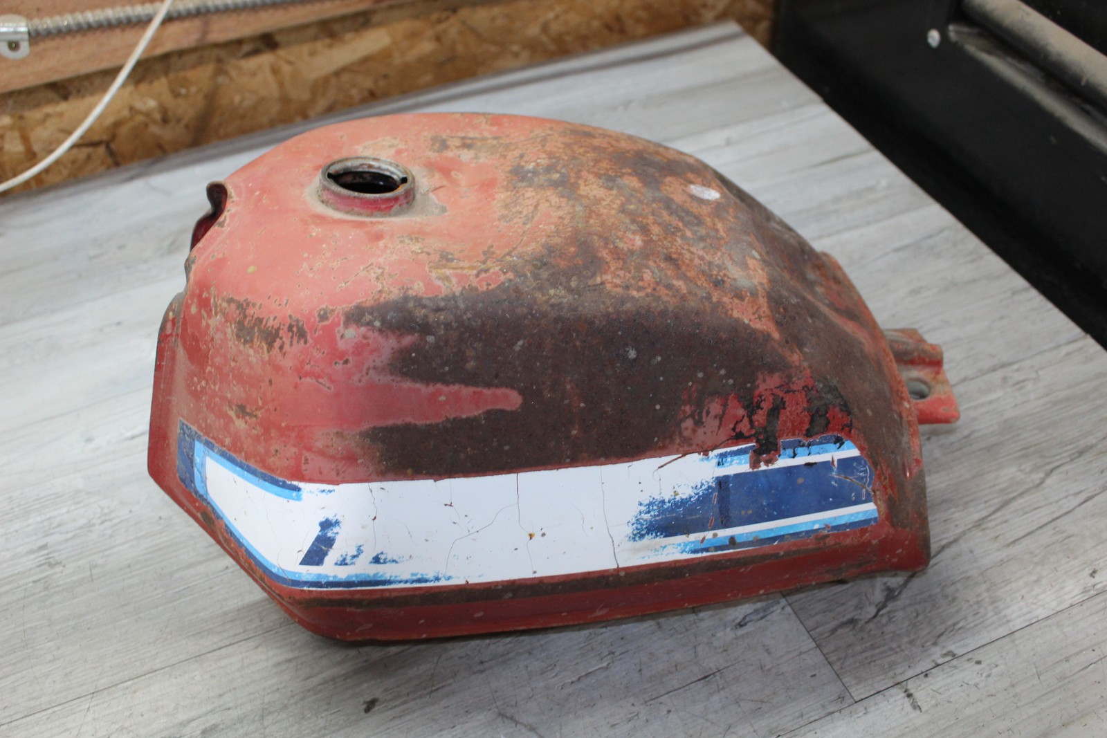 1981 1982 Honda Atc110 Gas Tank Fuel Cell Petrol Reservoir