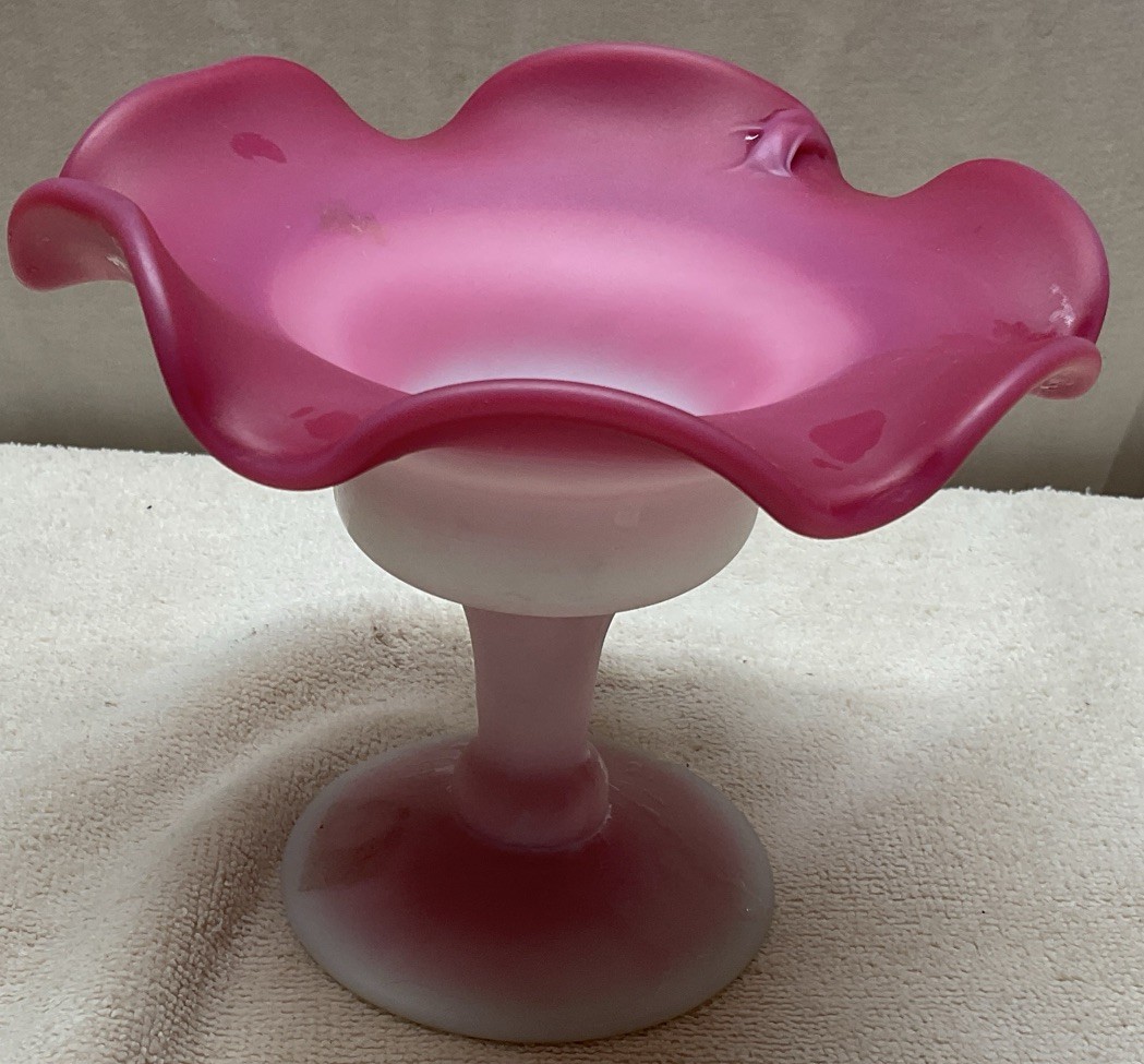 Pairpoint-Vintage Gundersen Peach Blow Satin Glass Fluted Compote or Centerpiece