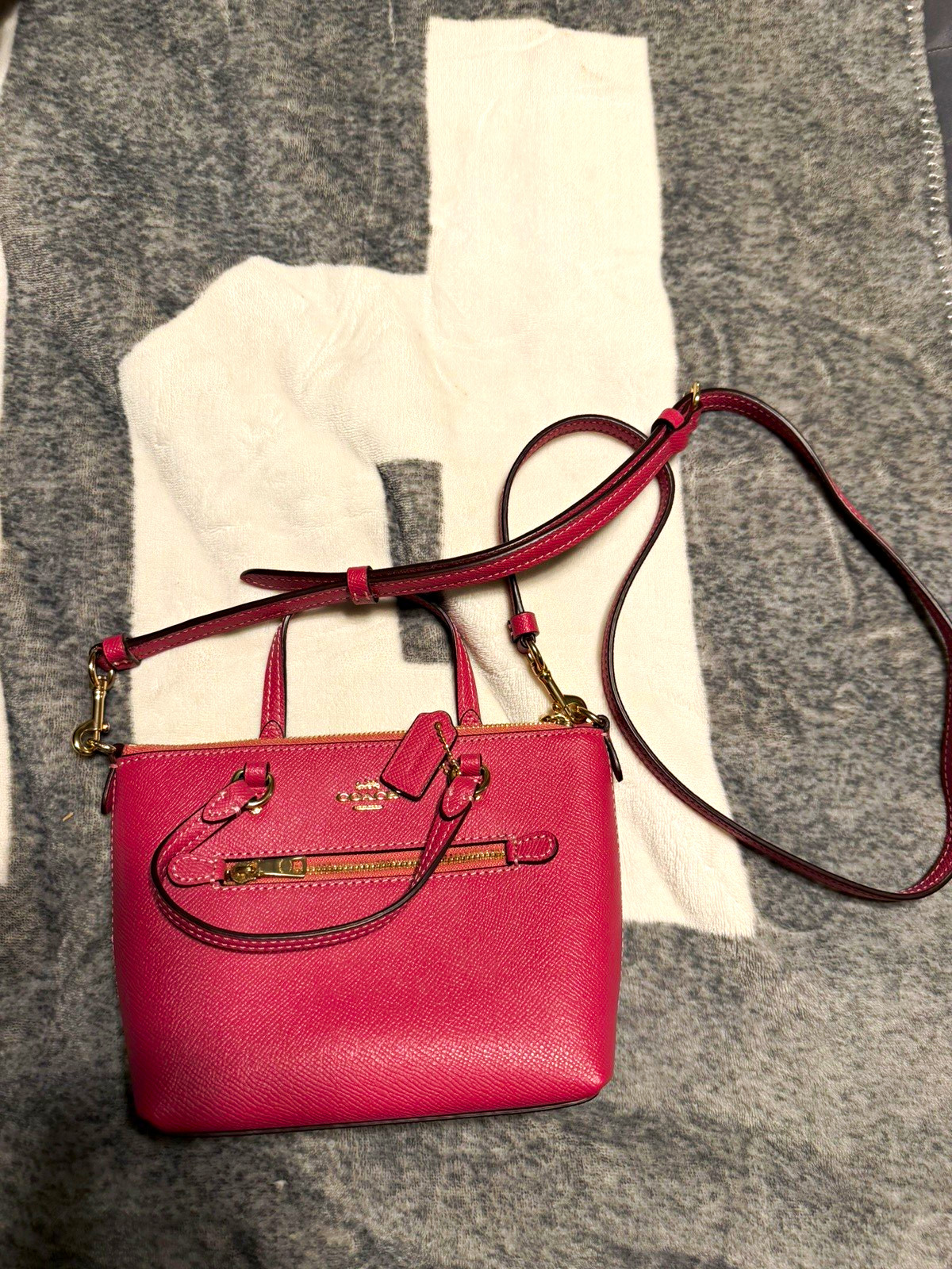 Coach Handbag Purse | Never Used | Brand New | Women’s Bag | Authentic Coach Coach Handbag Purse | Never Used | Brand New | Women’s Bag | Authentic Coach