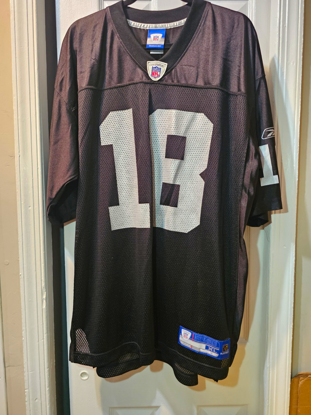 Reebok Oakland Raiders Randy Moss #18 On Field NFL Jersey Mens XL Black Reebok Oakland Raiders Randy Moss #18 On Field NFL Jersey Mens XL Black