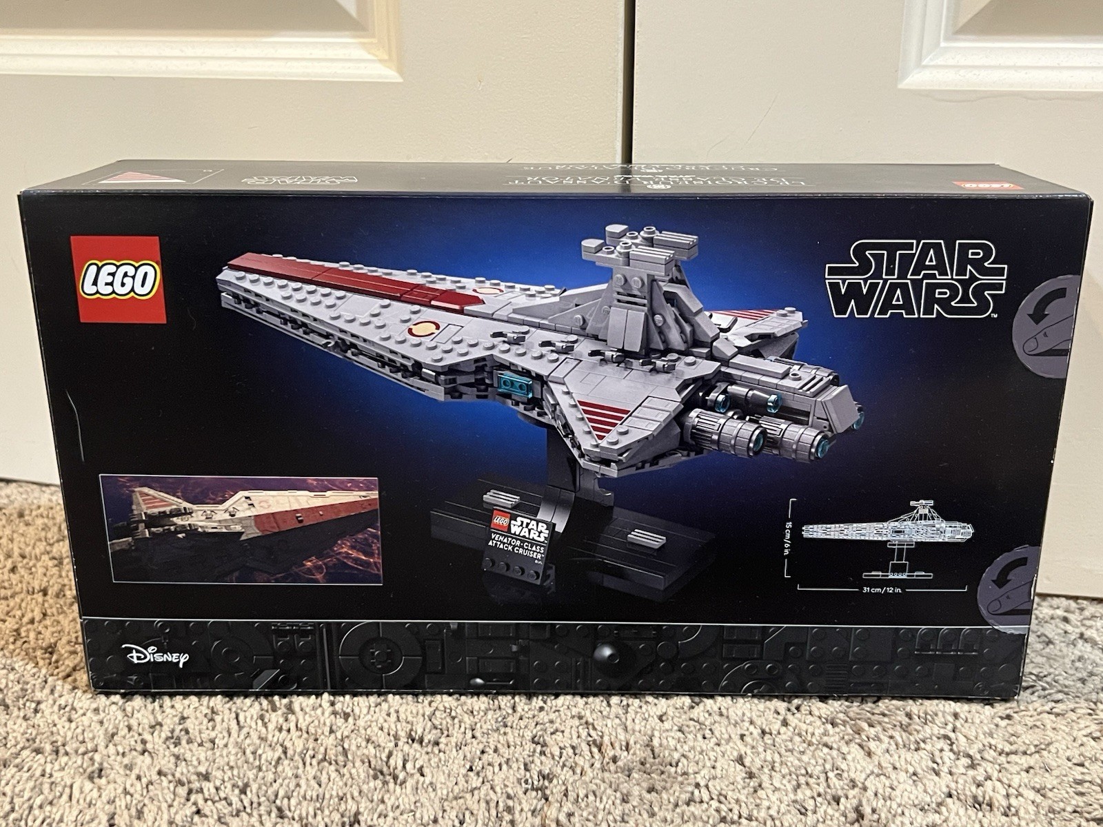New LEGO Venator-Class Attack Cruiser 75441 Star Wars New LEGO Venator-Class Attack Cruiser 75441 Star Wars