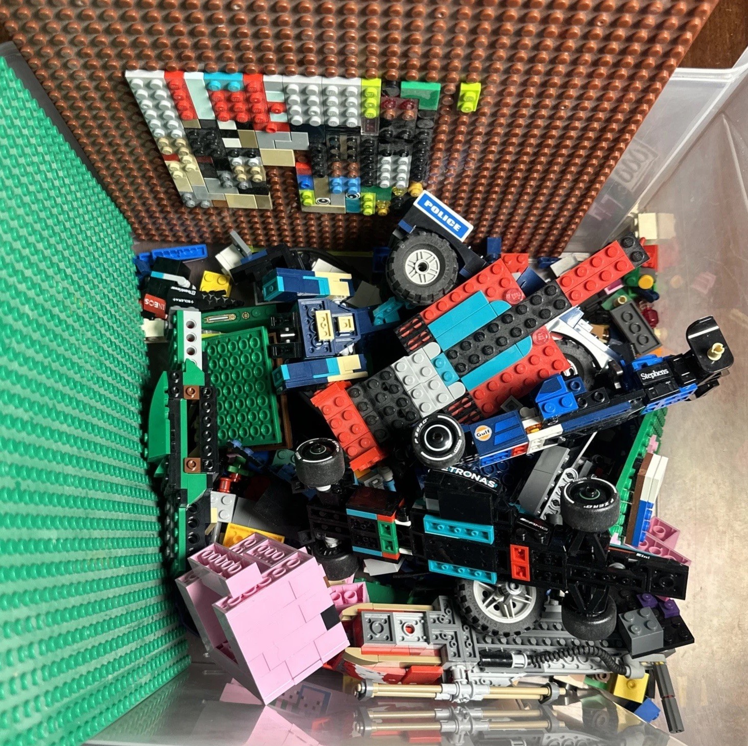 3 Pound Bag of Clean Assorted LEGOS (Baseplates, Bricks, Pieces, Wheels, Tires)