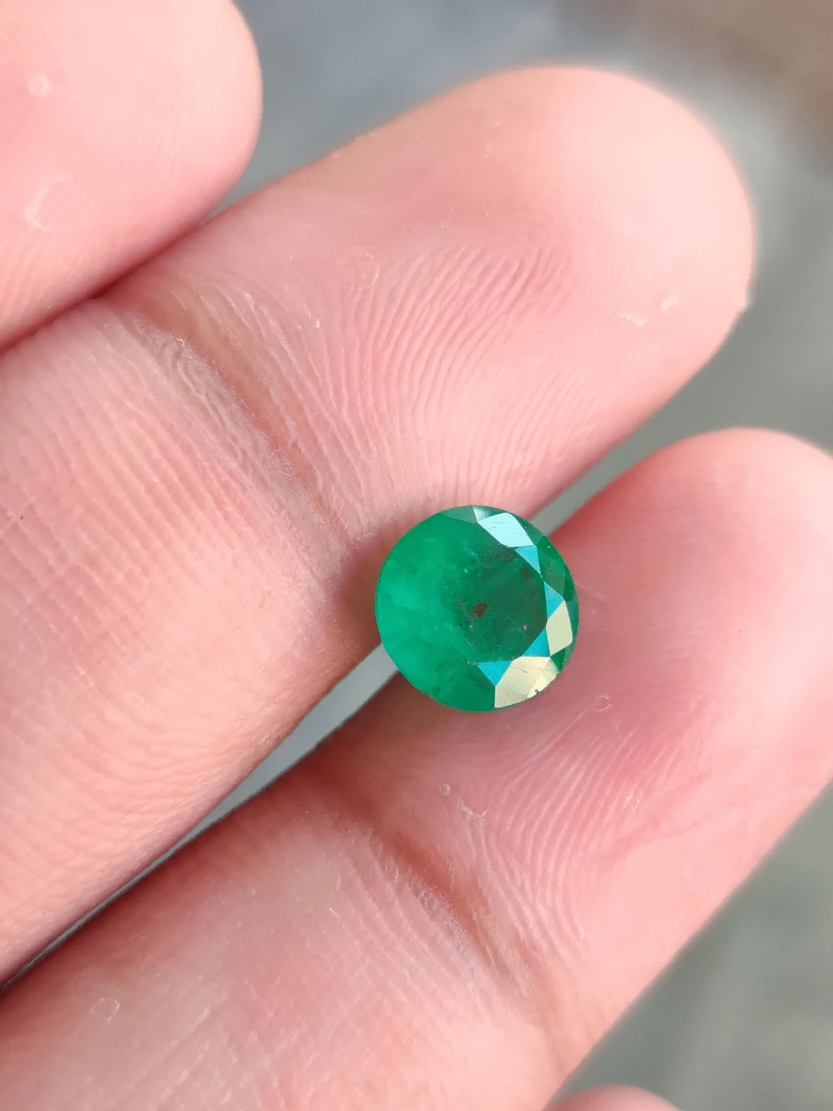 Natural Zambia Emerald 1.50 Cts Round Cut 7x7 MM Loose Gemstone For Jewelry