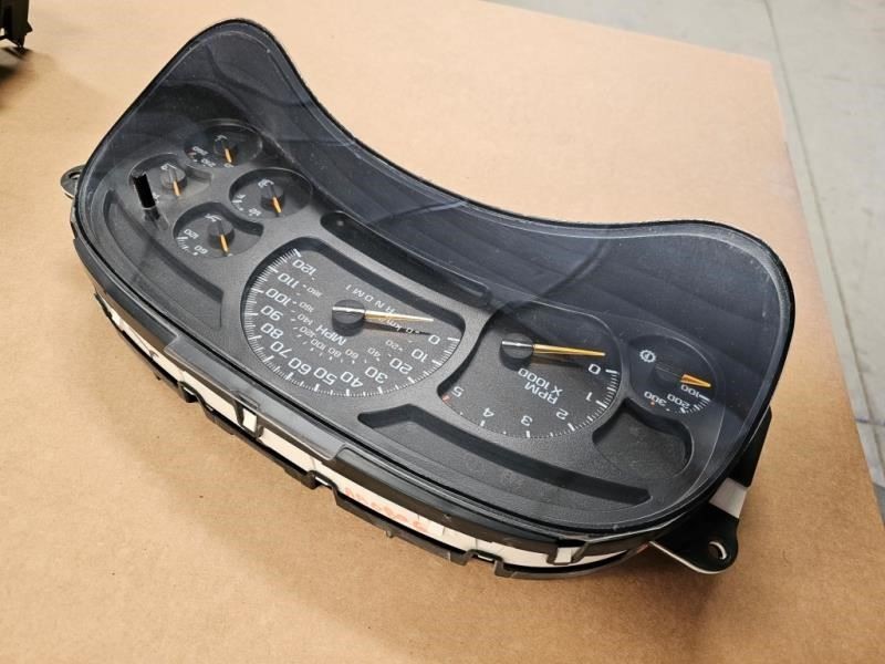 06 07 Silverado Sierra 6.6L Diesel LBZ USED OEM Speedometer Head Cluster 345k