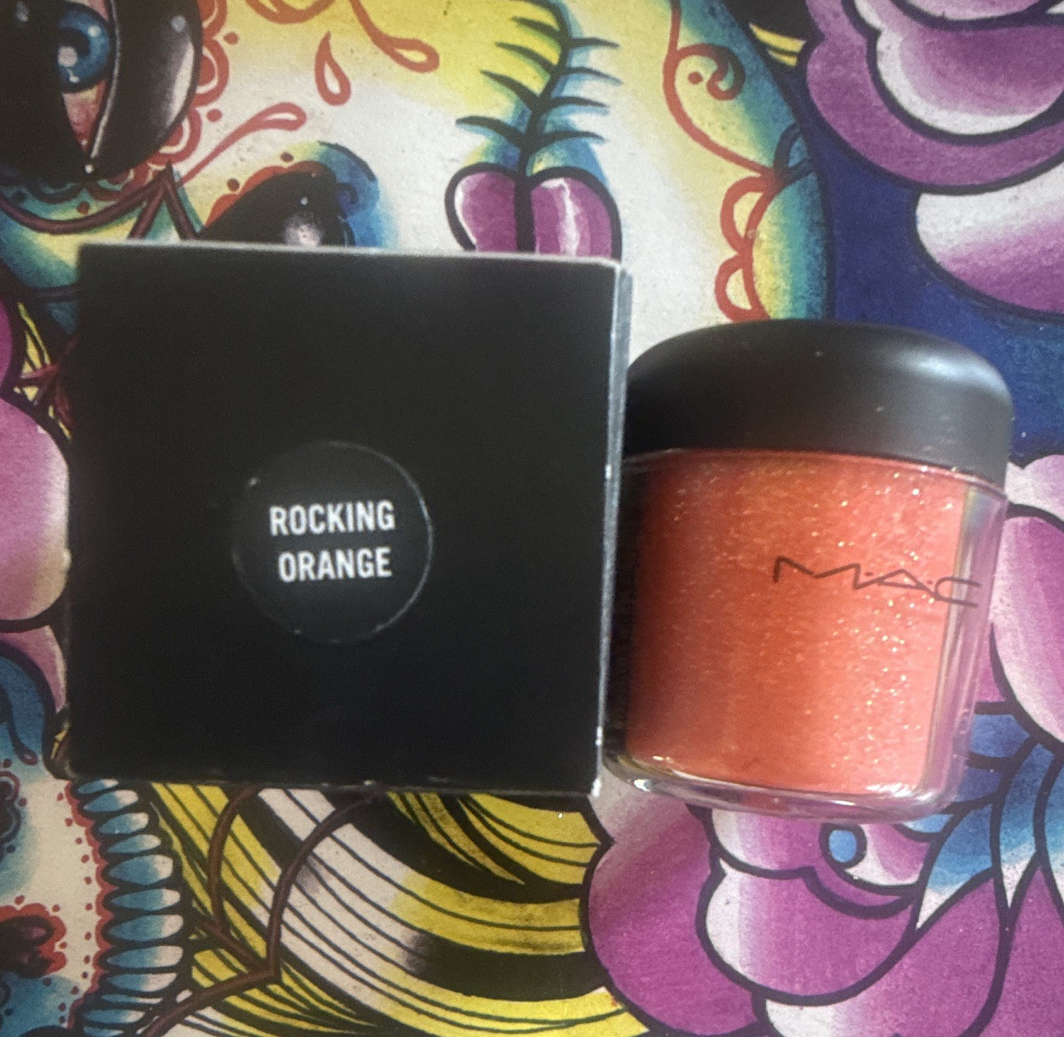 M·A·C Rocking Orange Loose Powder Pigment Shimmer Makeup M·A·C Rocking Orange Loose Powder Pigment Shimmer Makeup