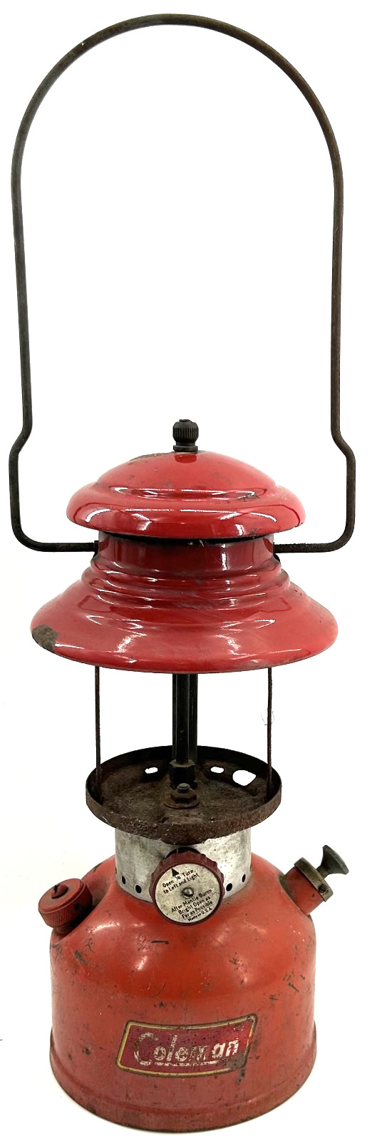 Vintage 1959 Coleman 200A Red Single Mantle Lantern 6-59 No Globe