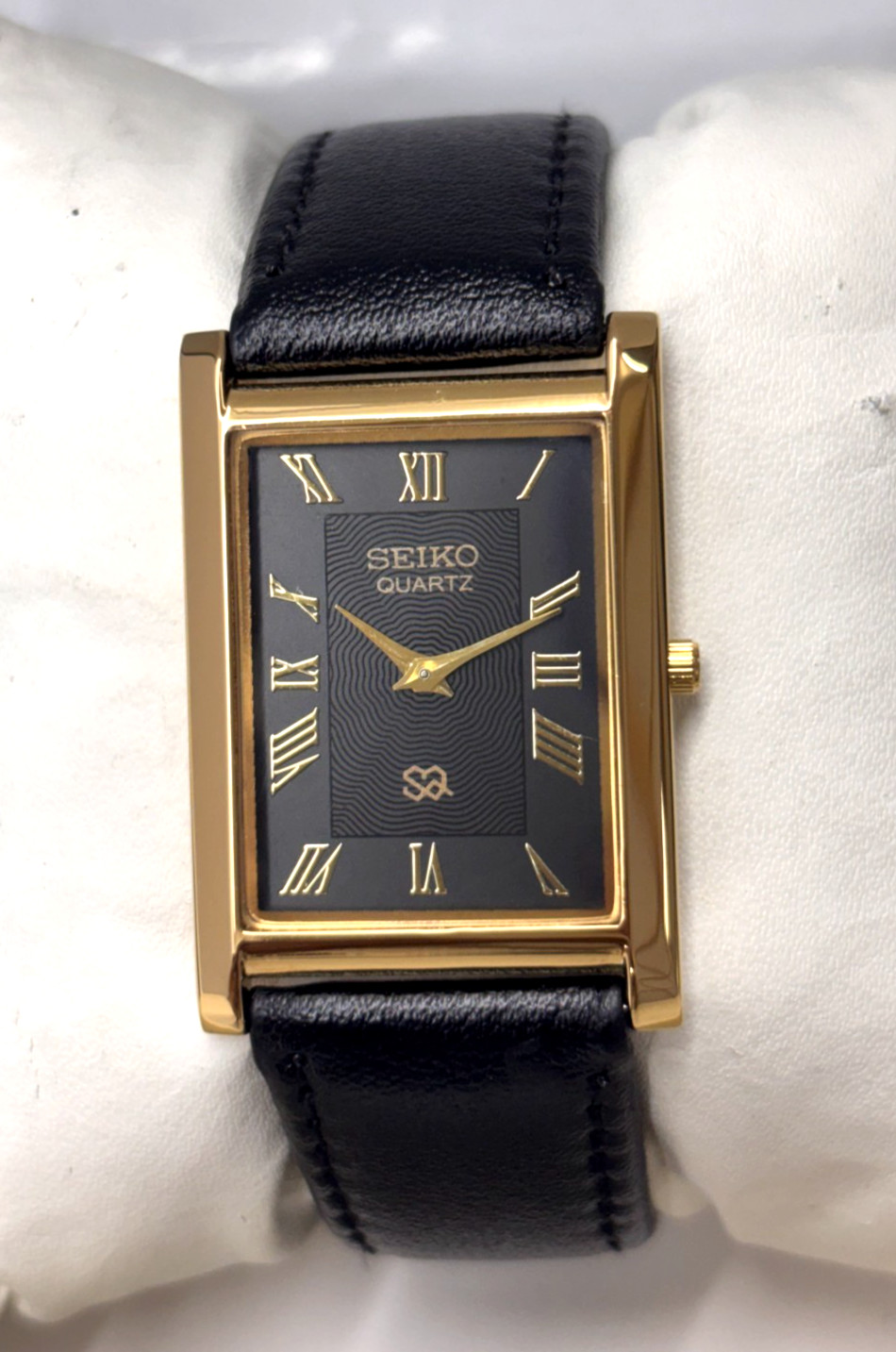 Vintage Refurbished Seiko Slim Tank Black Quartz Japan Men\'s Wrist Watch