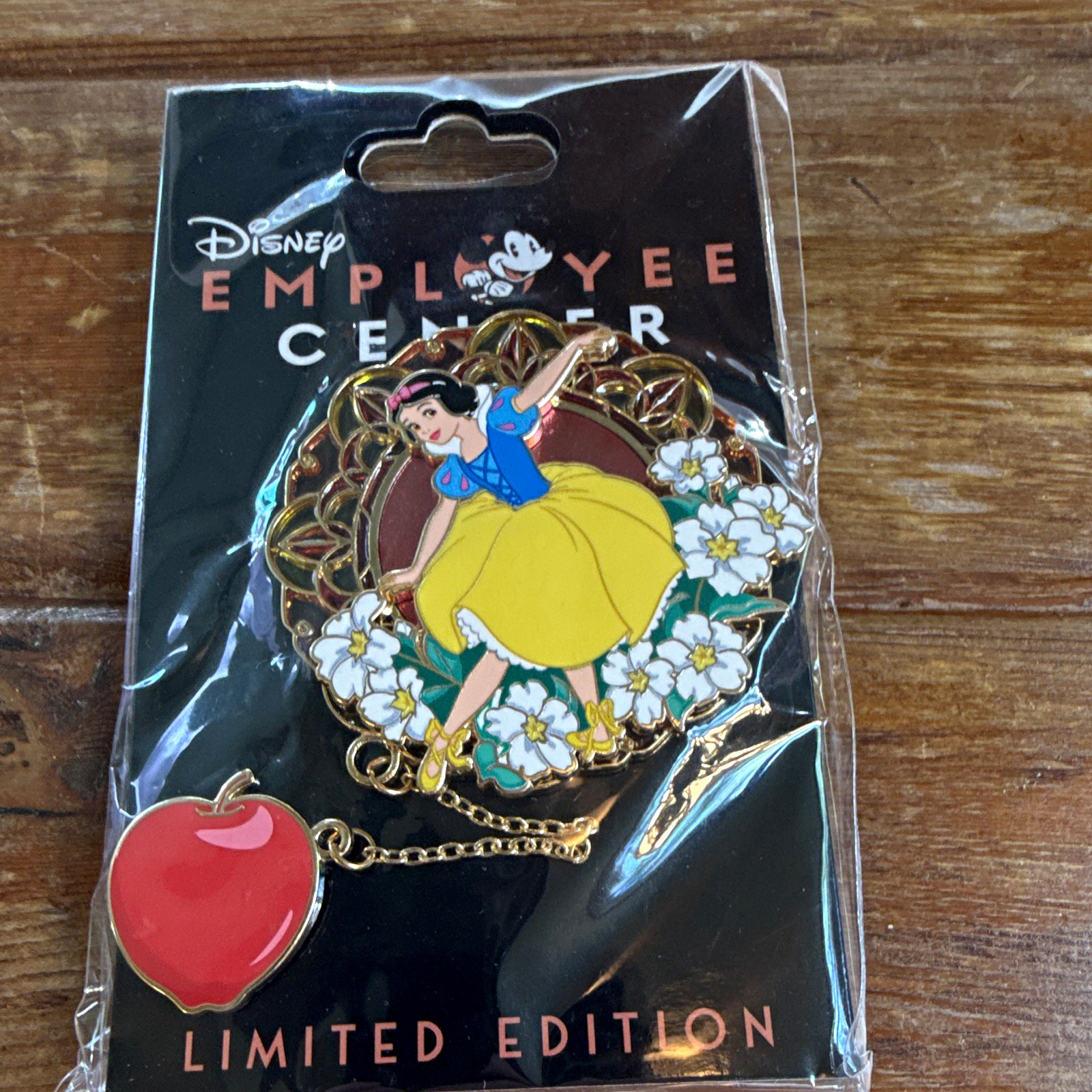 DEC Exclusive Disney 2024 Ballerina Series Snow White DEC Exclusive Disney 2024 Ballerina Series Snow White