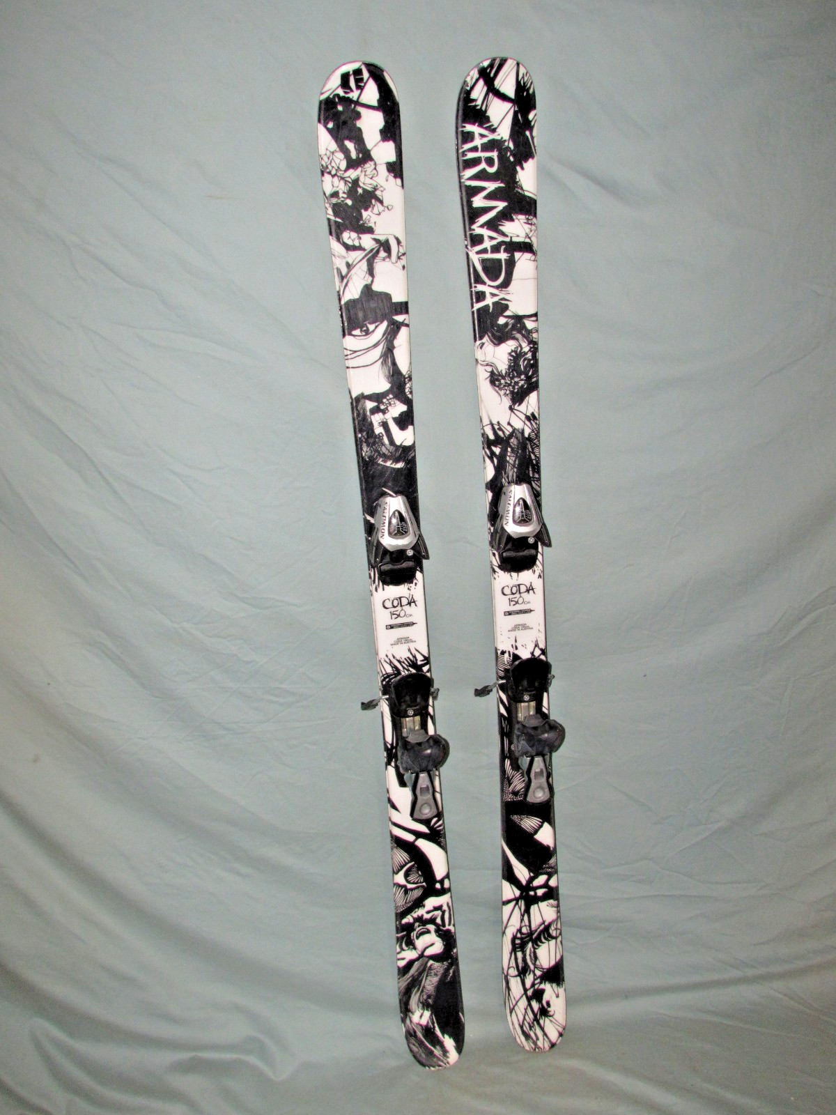 🔥❄️Armada CODA kid\'s JR Twin Tip skis 150cm with Salomon LZ7 youth bindings 🔥~