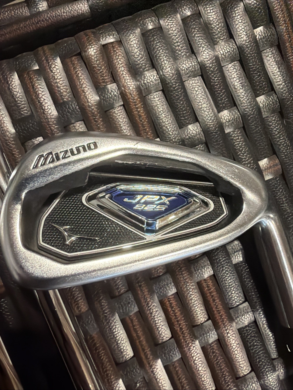 Mizuno JPX 825 Iron Set 4-GW (7 Clubs) Dynamic Gold XP R300 Steel Reg. Flex RH Mizuno JPX 825 Iron Set 4-GW (7 Clubs) Dynamic Gold XP R300 Steel Reg. Flex RH