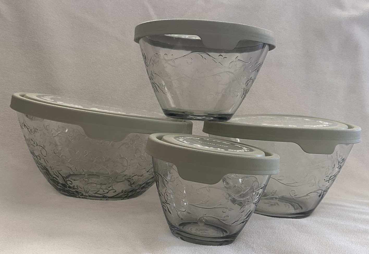 Princess House Fantasia Store+More 4 Bowls and Green Lid Set 1qt, 2qt, 3qt, 4qt