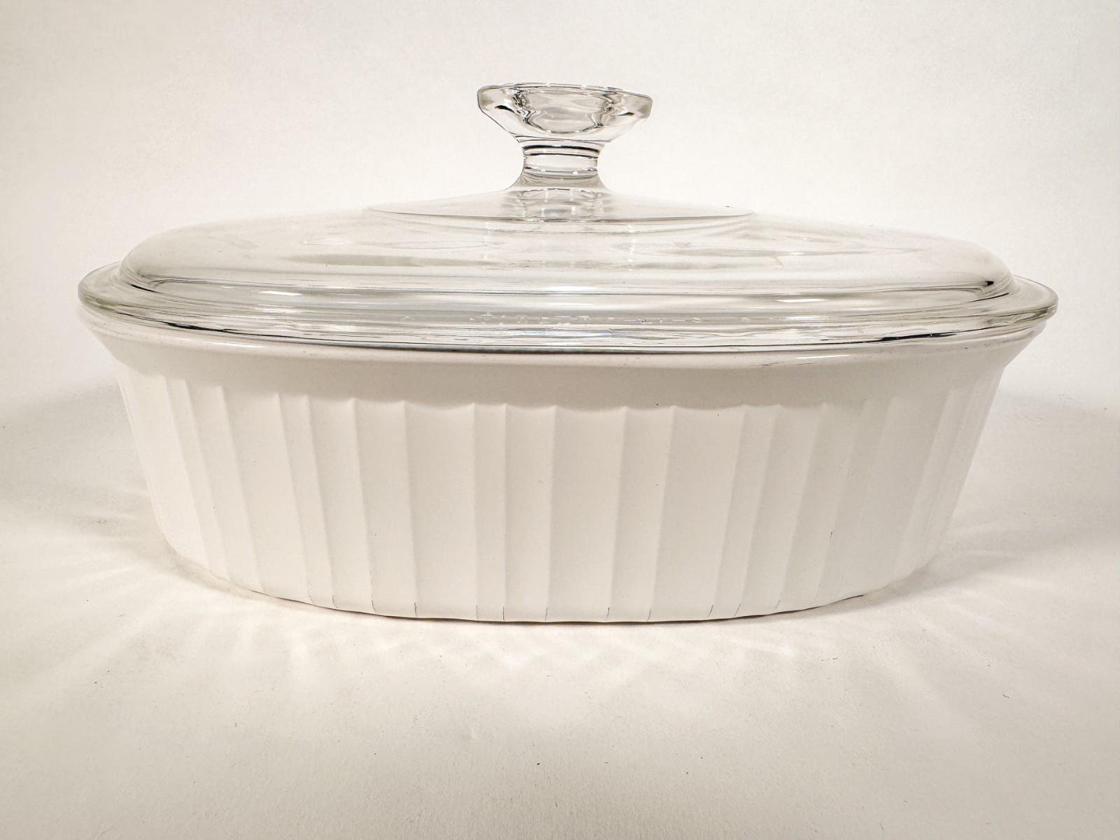 VTG Corning Ware F-12-B French White 1.8L Oval Casserole w/ Pyrex F12C Lid USA VTG Corning Ware F-12-B French White 1.8L Oval Casserole w/ Pyrex F12C Lid USA