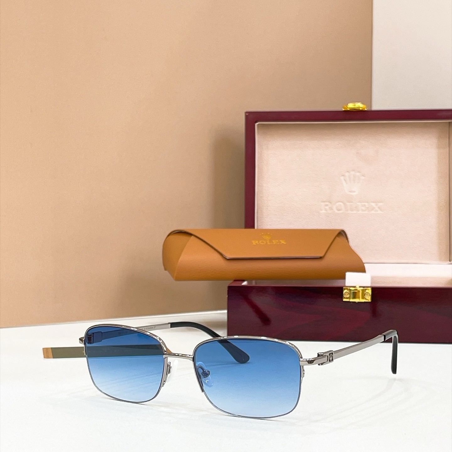 Rolex SS1164 Rectangle Sunglasses Silver Blue Gradient Lens 55-18-143 New Case Rolex SS1164 Rectangle Sunglasses Silver Blue Gradient Lens 55-18-143 New Case