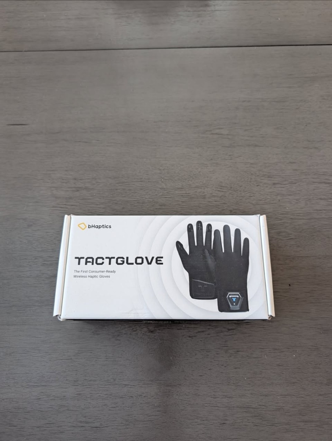 bHaptics TactGlove Wireless Haptic Gloves For VR Gaming (Meta Quest, Vive Etc.) bHaptics TactGlove Wireless Haptic Gloves For VR Gaming (Meta Quest, Vive Etc.)