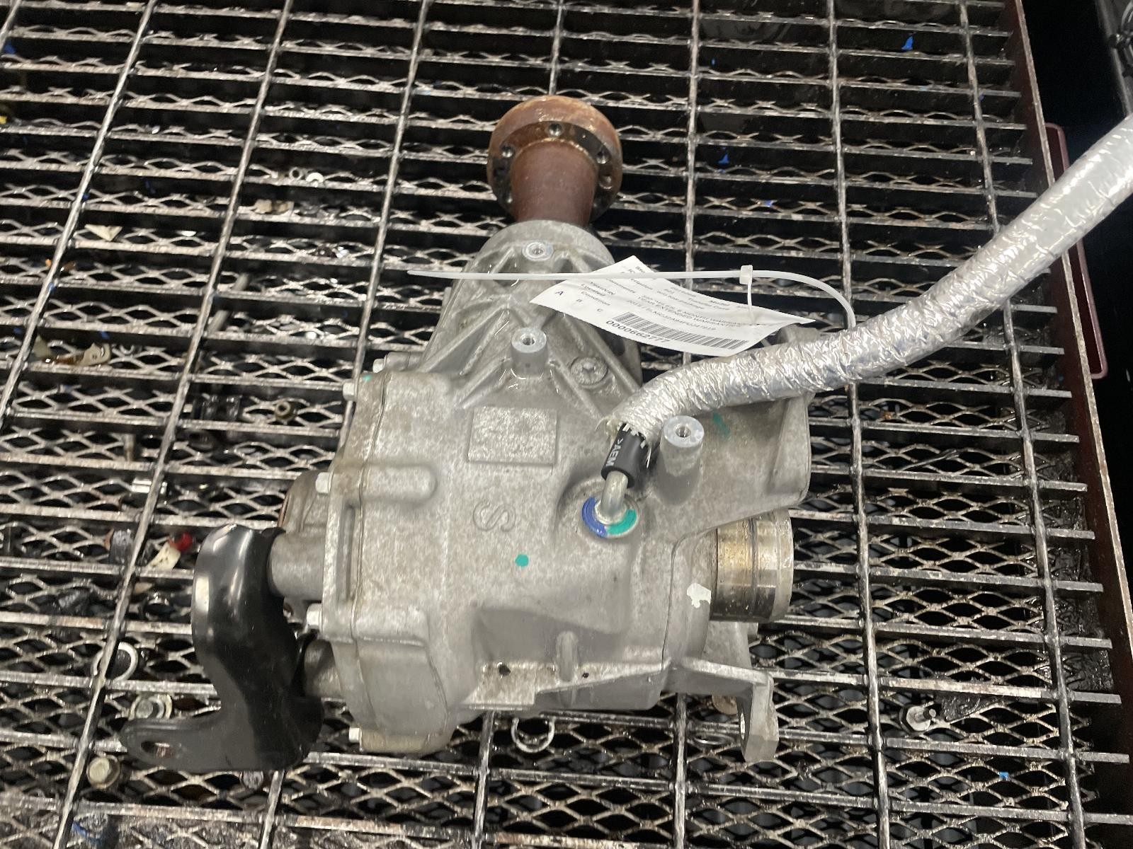 \'15-\'19 LINCOLN MKC Transfer Case w/o tow 56k miles OEM 6 Month Wnty
